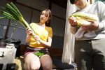 ちょっと～！最終的には肉棒を弄繰り回す淫乱若妻、田舎者の肉棒でビクンビクン感じまくりｗ